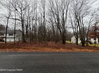 Hoh Trl, Albrightsville, PA 18210