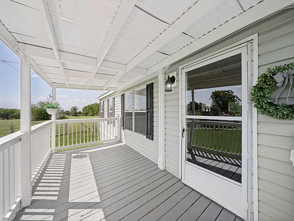 3rd image of 4654 Old Howard Rd