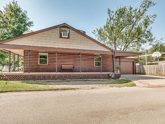 2nd image of 4813 N Willow Ave
