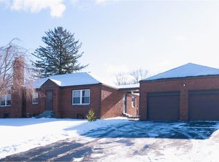 455 Blackhawk Rd, Beaver Falls, PA 15010