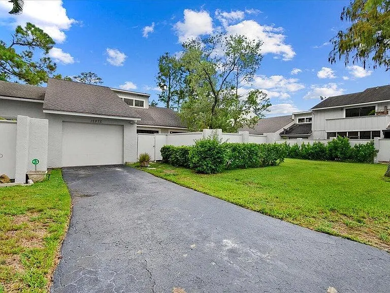 12875 Spinnaker Ln — Photo 15