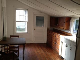 3rd image of 100 Gibson Ln