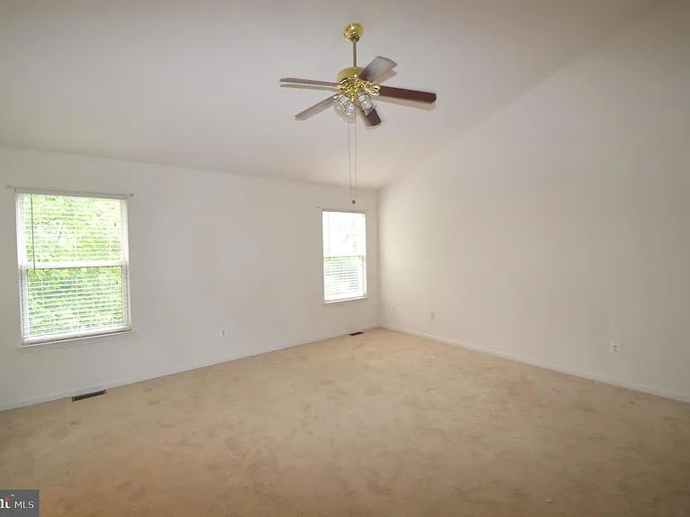 4209 Trumbo Ct — Photo 17