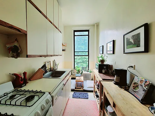 Rented by Ideal Properties Group | media 14