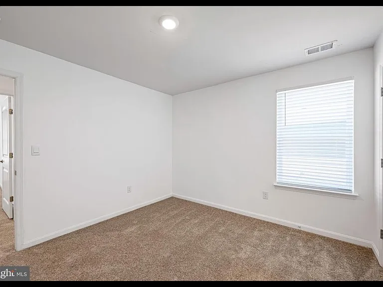 71 Currant Cir — Photo 18