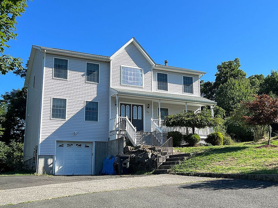 1st image of 26 Vine St
