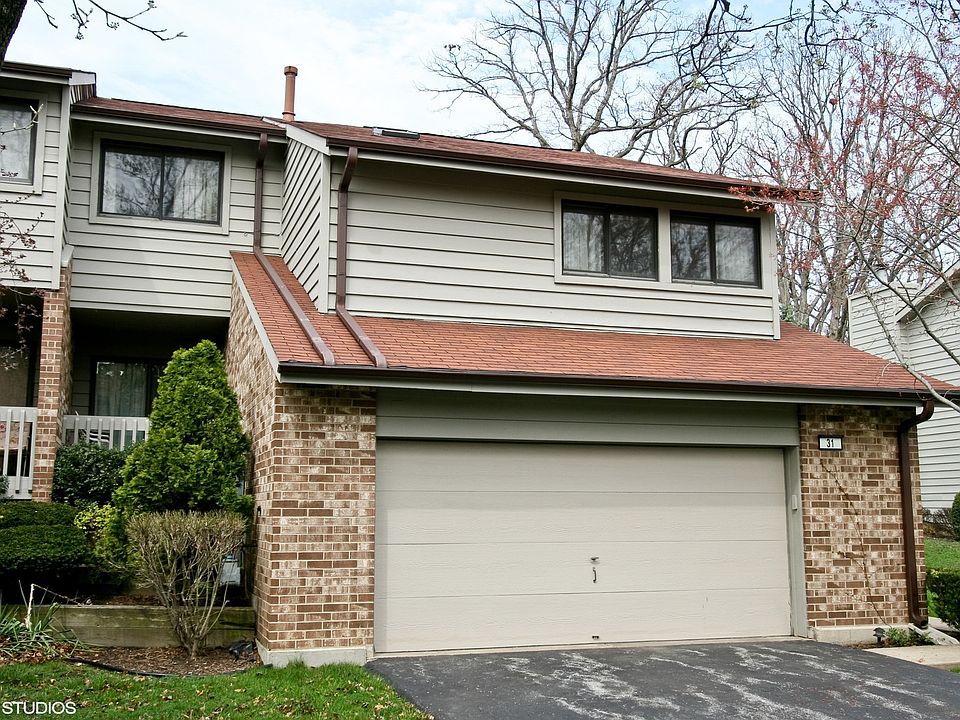 1st image of 31 Commons Dr #31