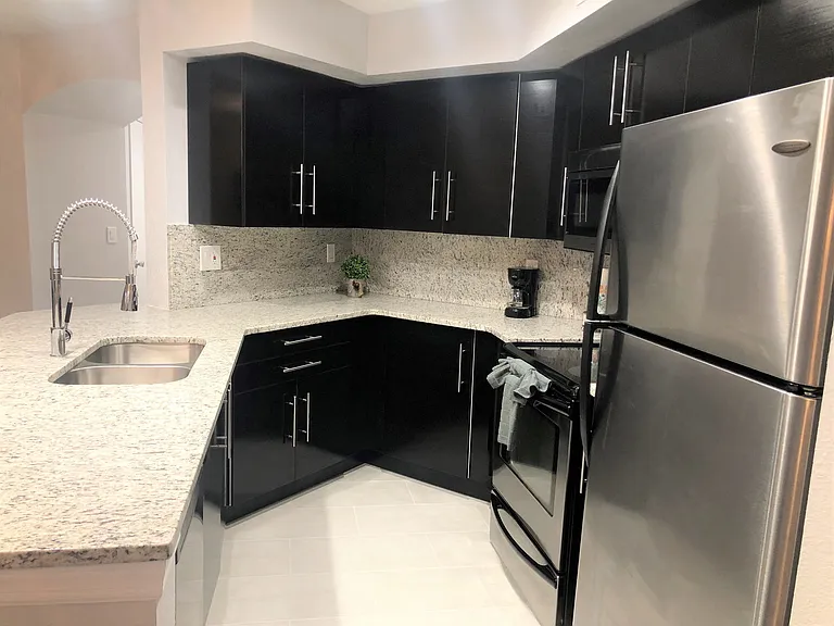 7350 Westpointe Blvd #212 — Photo 10