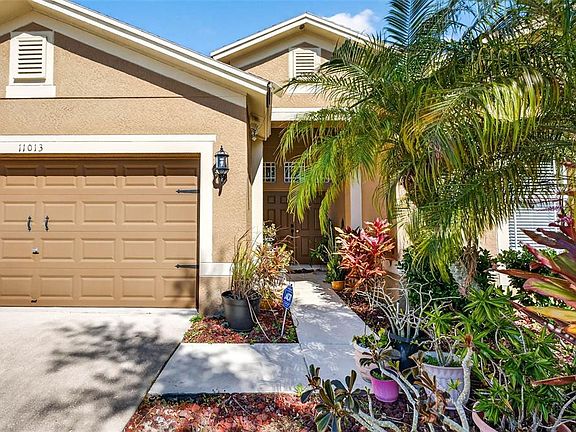 2nd image of 11013 Rockledge View Dr