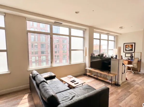 150 E Berkeley St #202, Boston, MA 02118
