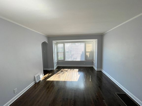 3rd image of 7114 S Sawyer Ave