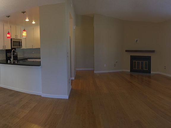 2nd image of 537 Holly Hock Ct