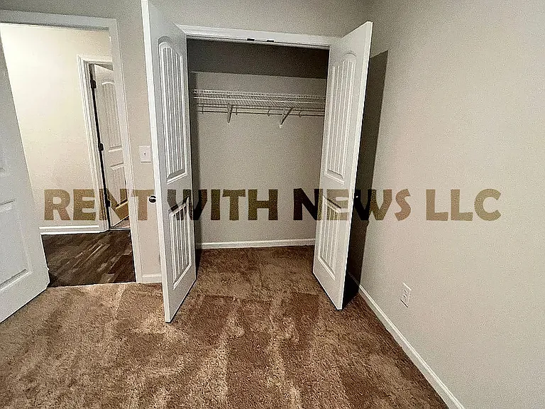 80 Shallow Dr — Photo 13