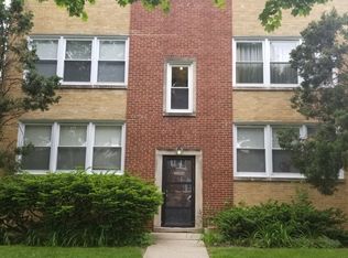 9008 Lamon Ave #1A, Skokie, IL 60077