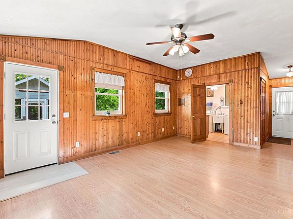 3rd image of 6583 Schweitzerhoff Rd