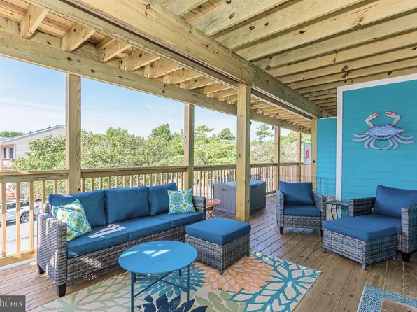 300 144th St Unit 202, Ocean City, MD 21842