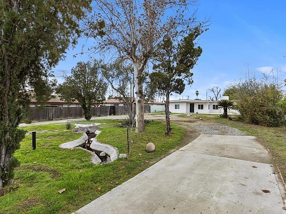 2nd image of 911 Baldwin Rd