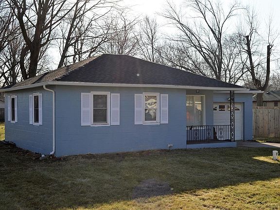 3rd image of 23824 Kime Ave