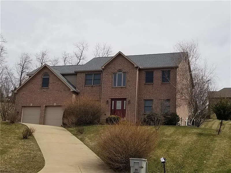 221 Doubletree Dr photo 1