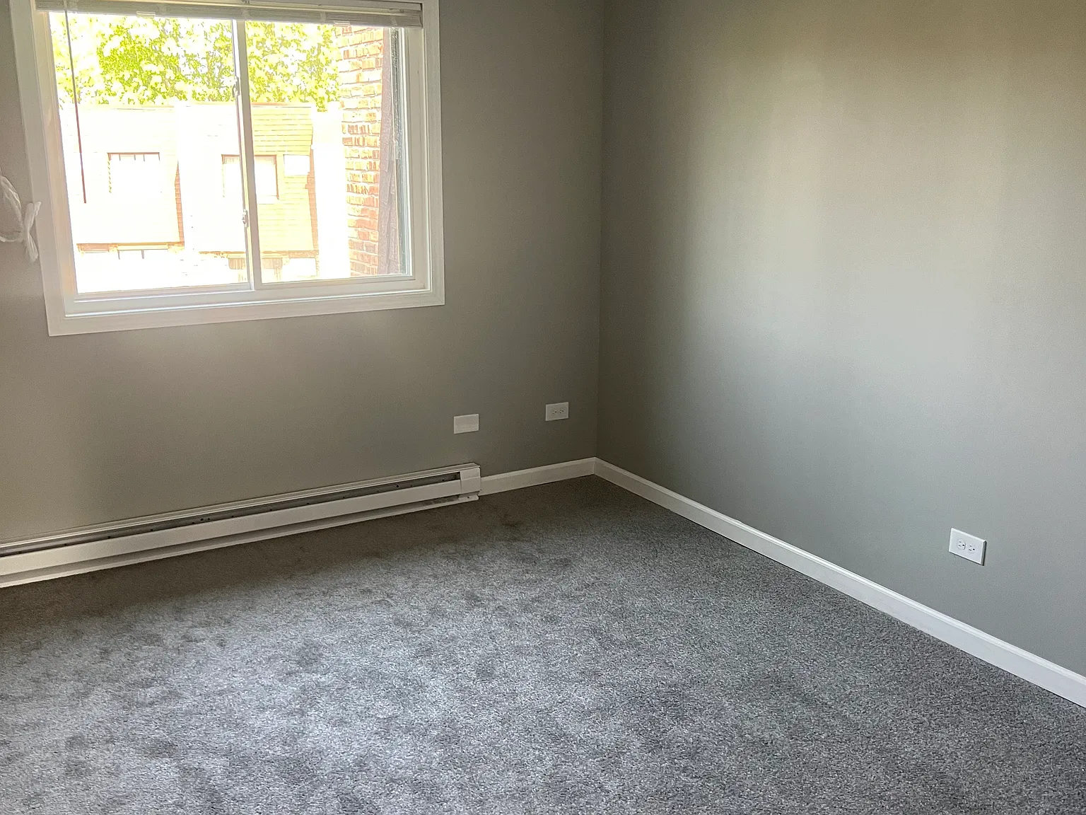 2 bed, 988 sqft, $2,100 — Photo 4