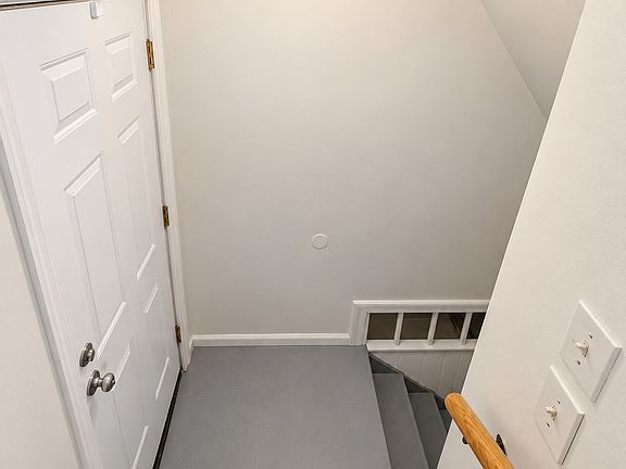 5th image of 18088 Archdale St