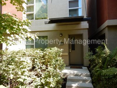 1725 W Socap Walk, Sacramento, CA, 95811