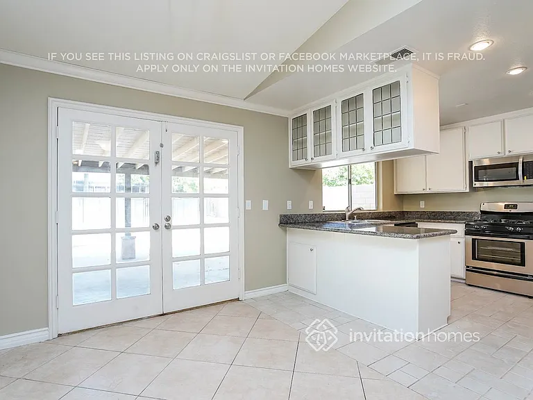 18112 Raymond Ct — Photo 3