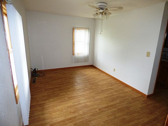3rd image of 2055 Van Buren Dr