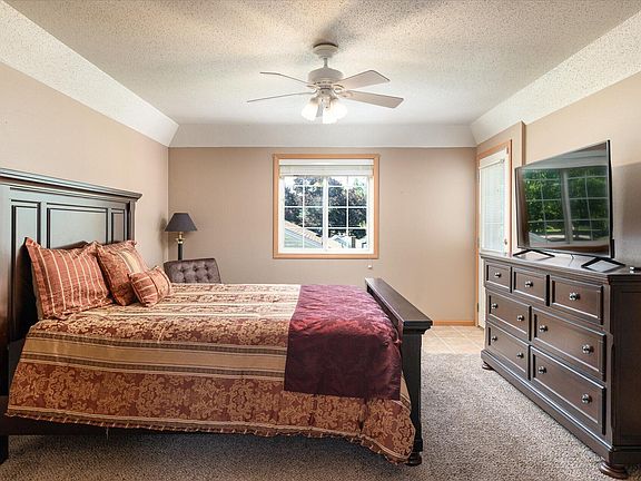 4th image of 808 Cedar Dr APT B