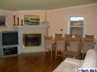 14007 Wyandotte St, Van Nuys, CA 91405
