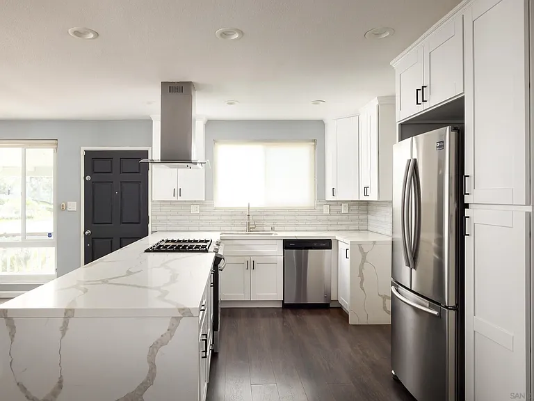 3609 Nassau Dr — Photo 11