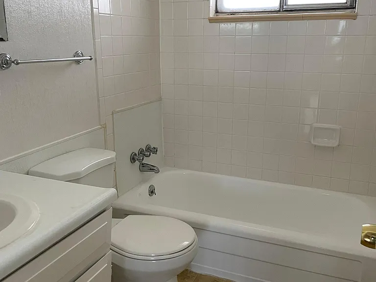 4955 E Iliff Ave — Photo 8