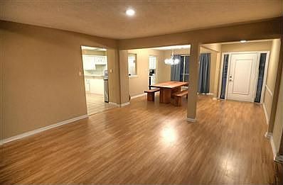 2nd image of 22722 Royal Arms Ct