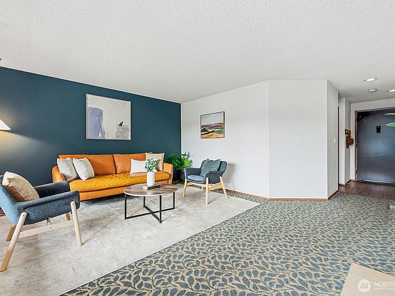 5th image of 23403 Lakeview Drive #I-201