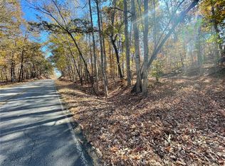 220 Old Fox Squirrel Ridge Rd, Pickens, SC 29671