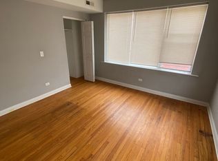 7200 S Woodlawn Ave #2E, Chicago, IL 60619