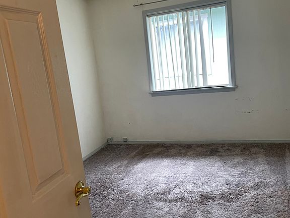 2nd image of 2420 N West St #8
