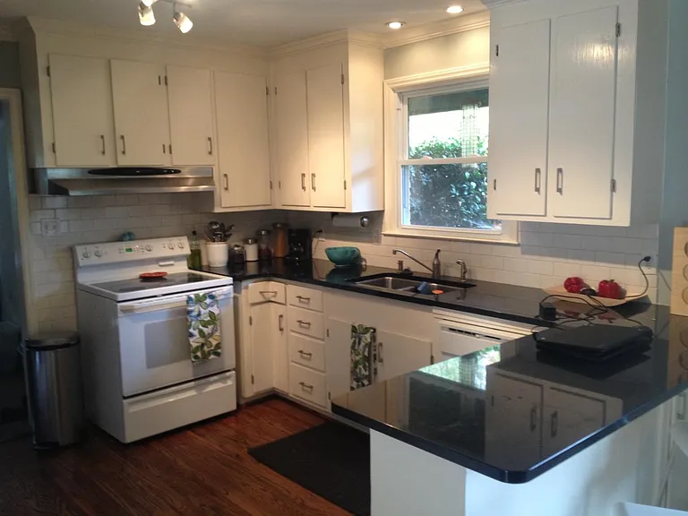 5547 Wedgewood Dr — Photo 3