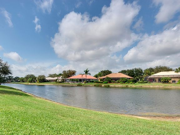 4th image of 12501 Venicia Dr