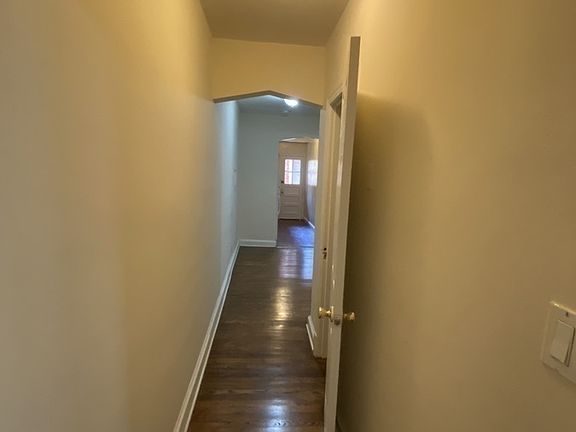 3rd image of 4010 Calvert St NW #B