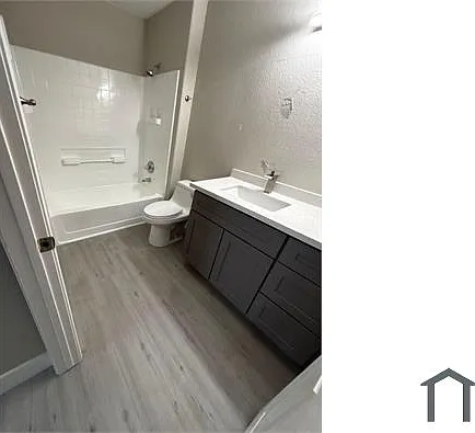 3318 N Decatur Blvd — Photo 14