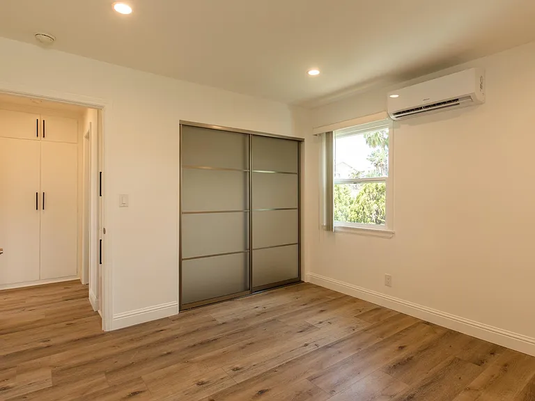 7116 Flight Ave — Photo 6