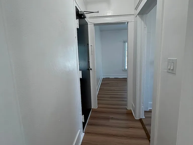 1827 W Sunset Blvd — Photo 5
