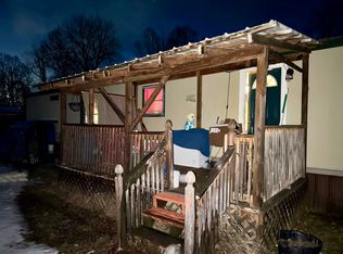 83 Ducky Ln, Grayson, KY 41143