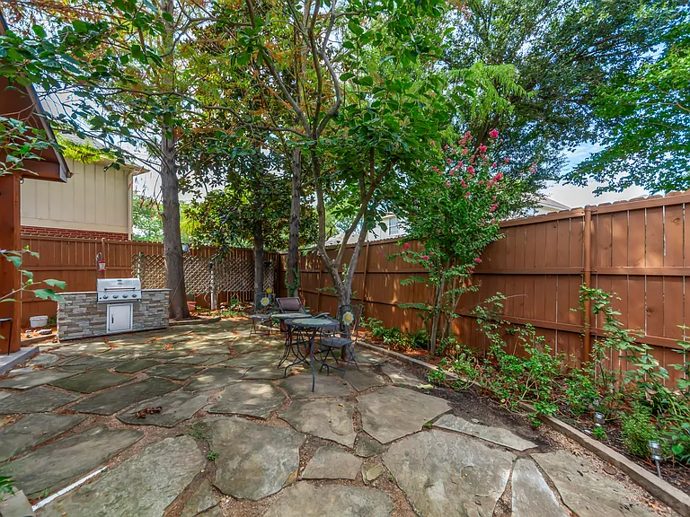 764 Whitman Pl — Photo 34