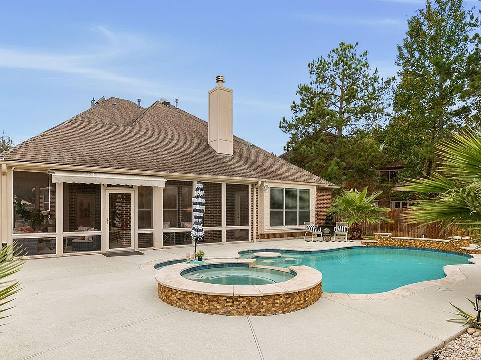 1st image of 307 Arbor Ridge Ln