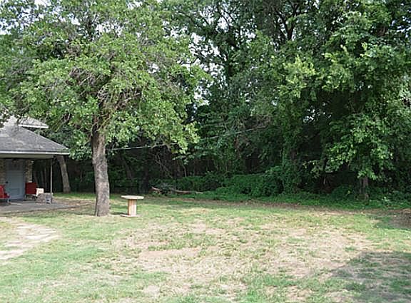 3rd image of 3720 Northcrest Dr