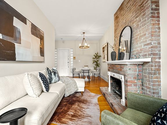 3rd image of 167 Beacon St APT 12