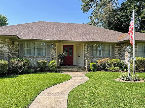 3rd image of 1307 Holloway Dr