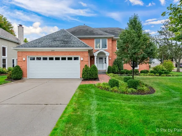 2935 Roslyn Ln, Buffalo Grove, IL 60089